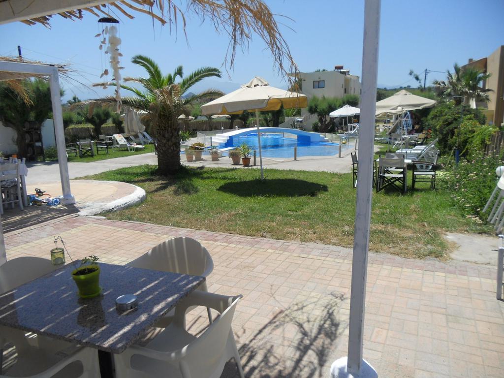 Hippokratis Apartments Gerani  Esterno foto